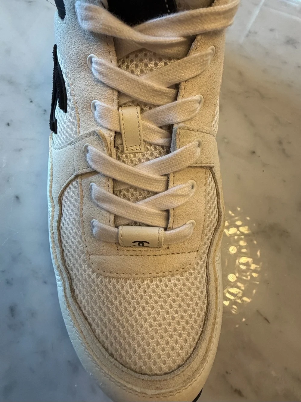CHANEL Women’s White and Navy CC Logo Sneakers- size 42